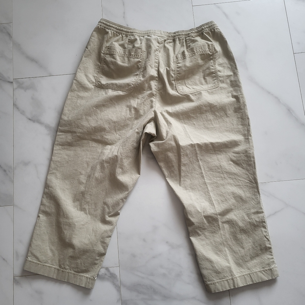 LL. Bean 100% Cotton Capris Casual Granola Girl Womens Size 14P Classic Fit - Picture 2 of 7